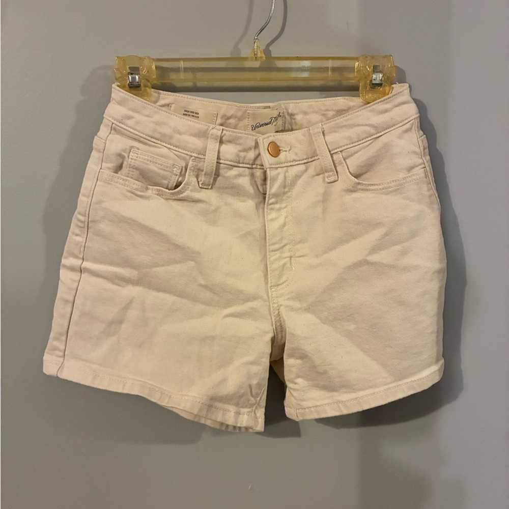Universal Thread Women's Light Tan Jean Shorts
